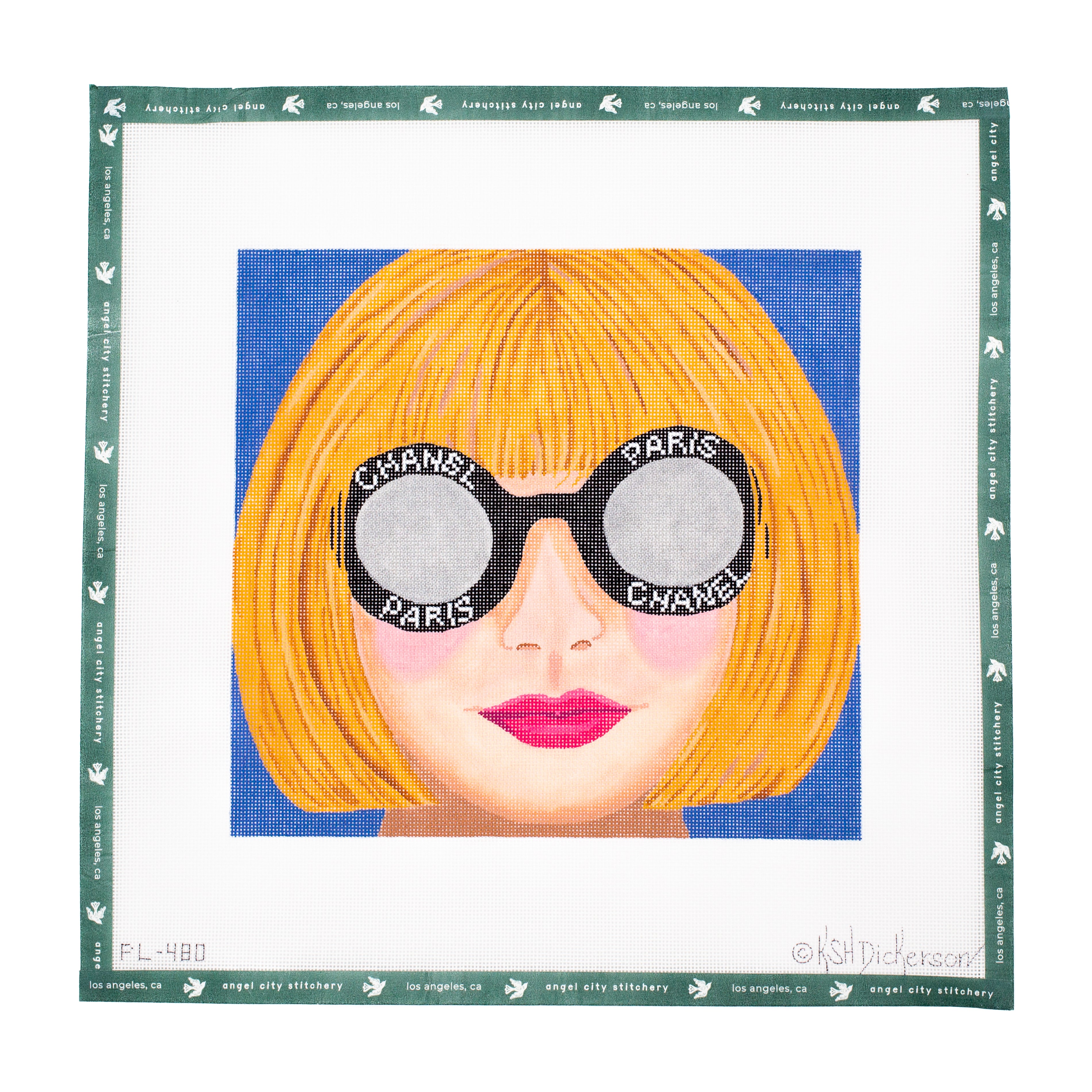 Glamourous Anna Wintour with Chanel Sunglasses