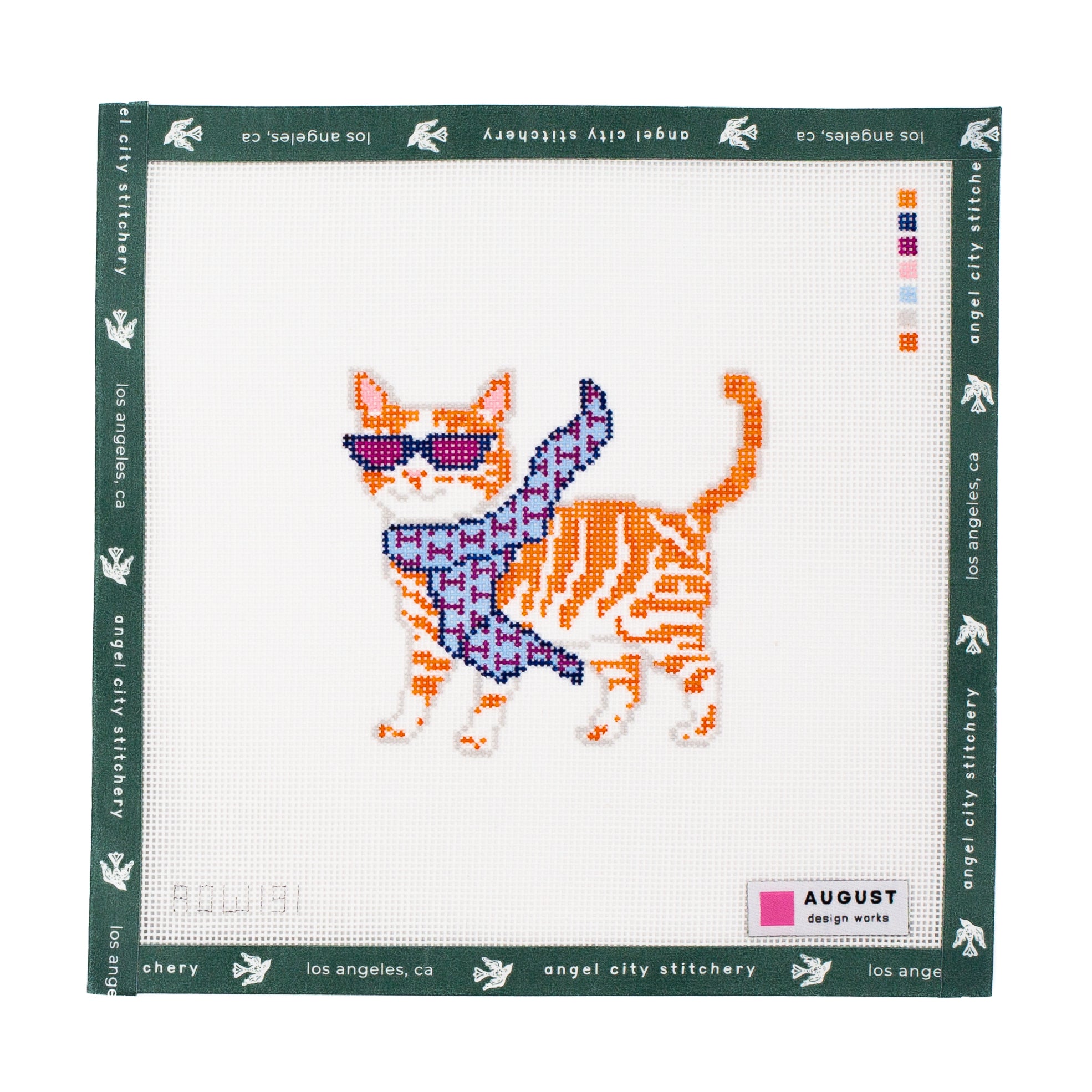 Bougie Orange Tabby Cat