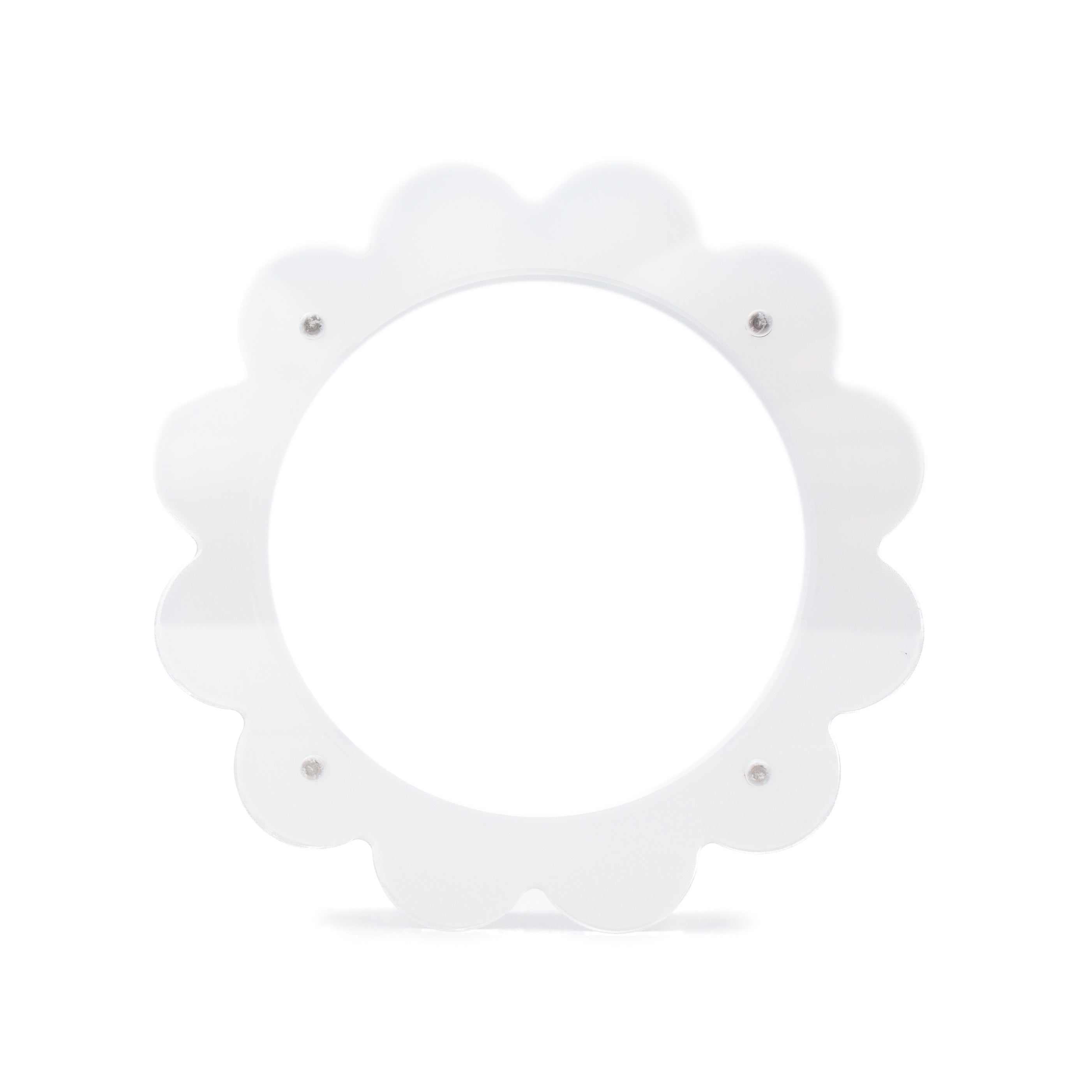 Scallop Acrylic Frame - 4" Circle