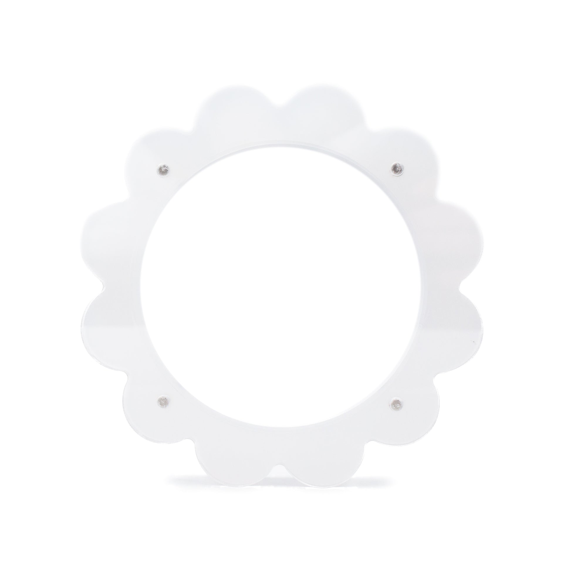 Scallop Acrylic Frame - 4" Circle