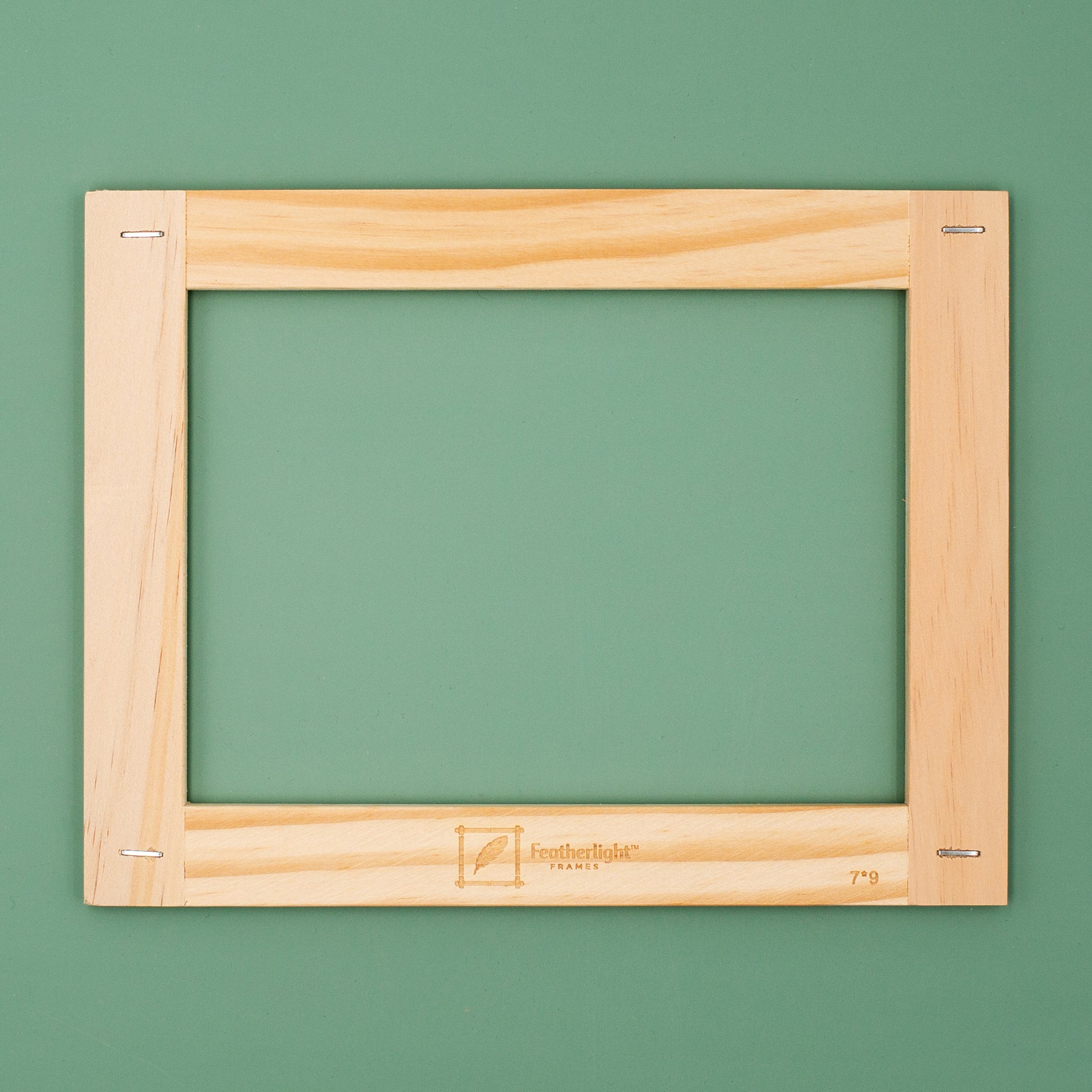 Featherlight Frame