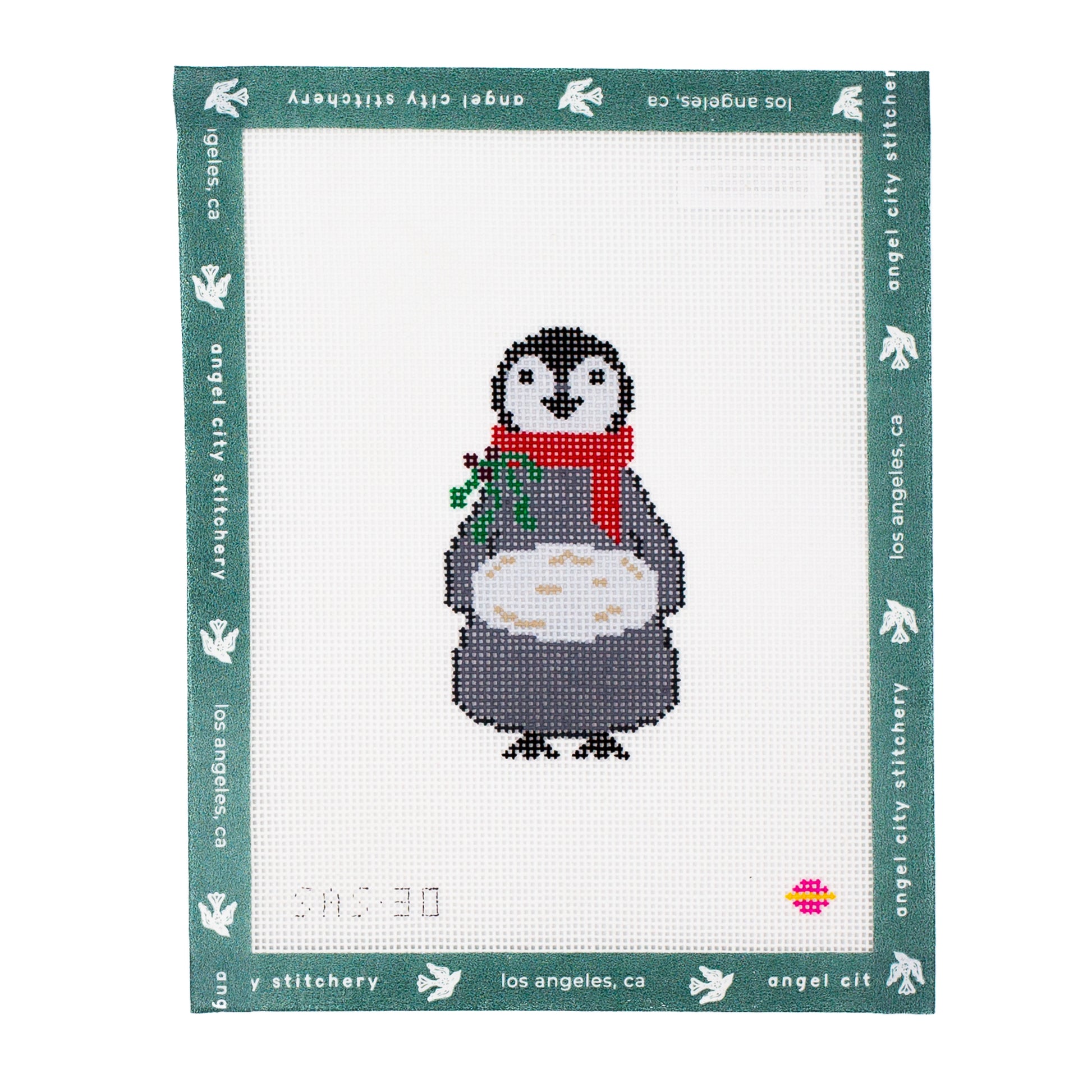 Baby Penguin w/ Muff (18 Mesh)