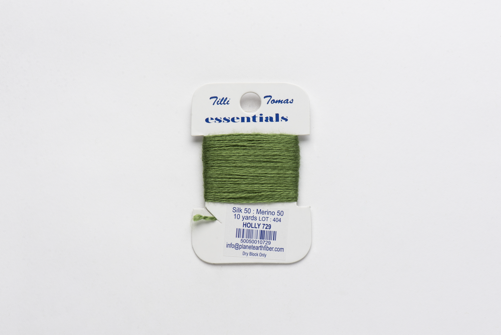Essentials Cards - 729 Holly — silk card for needlepoint, 18 mesh
