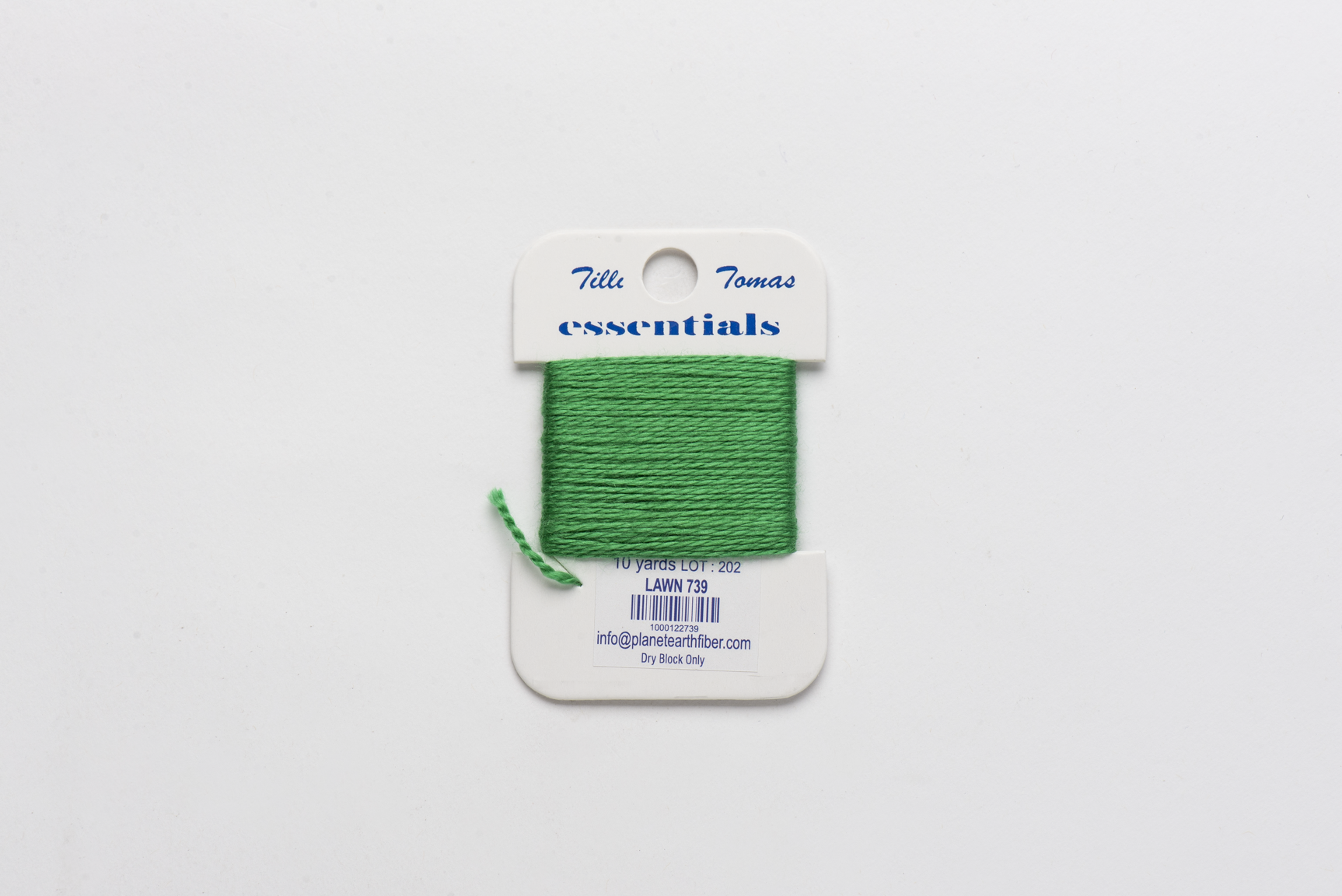 Essentials Cards - 739 Lawn — silk card for needlepoint, 18 mesh