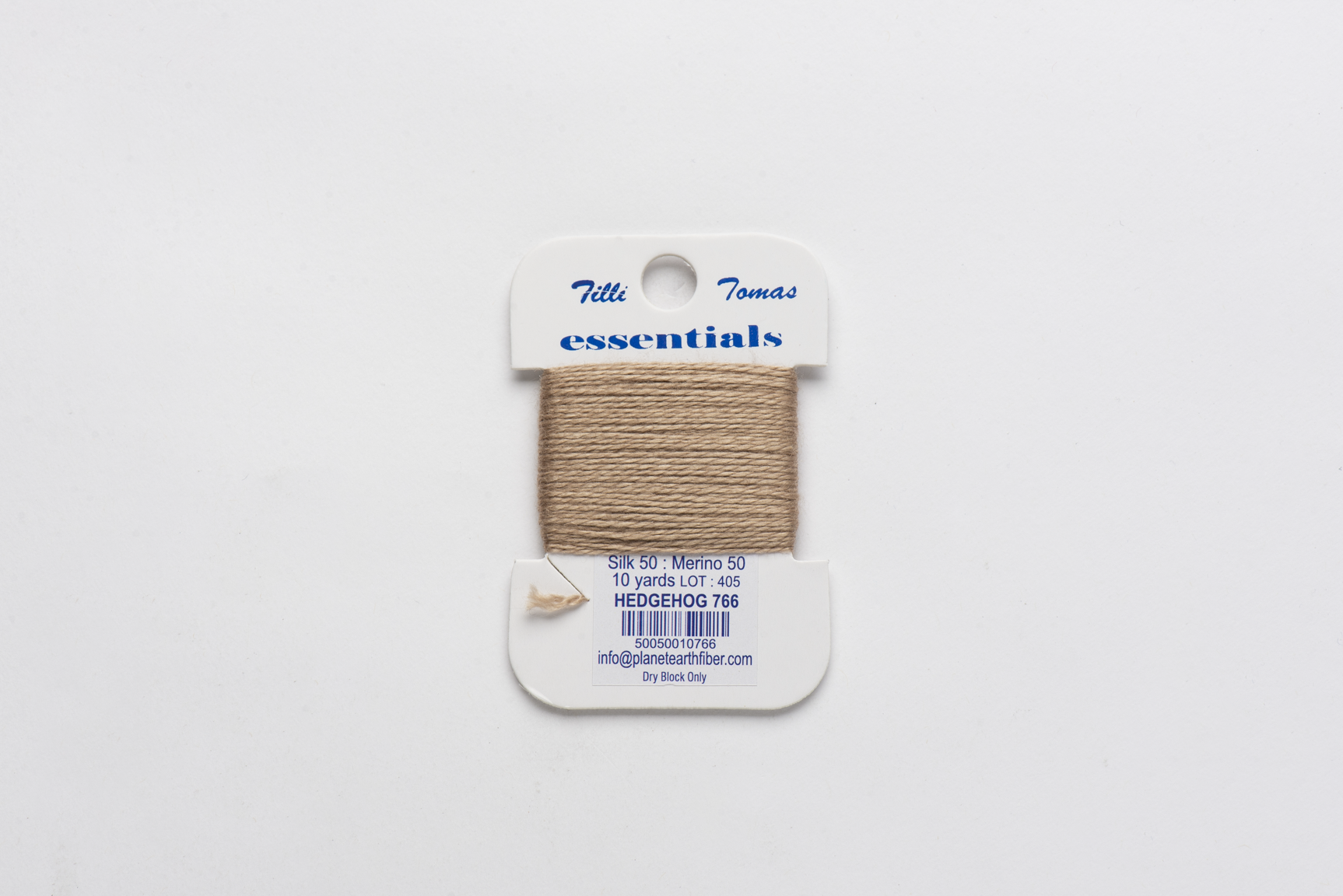 Essentials Cards - 766 Hedgehog — silk card for needlepoint, 18 mesh
