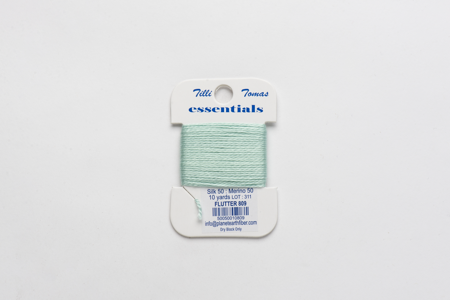 Essentials Cards - 809 Flutter — silk card for needlepoint, 18 mesh