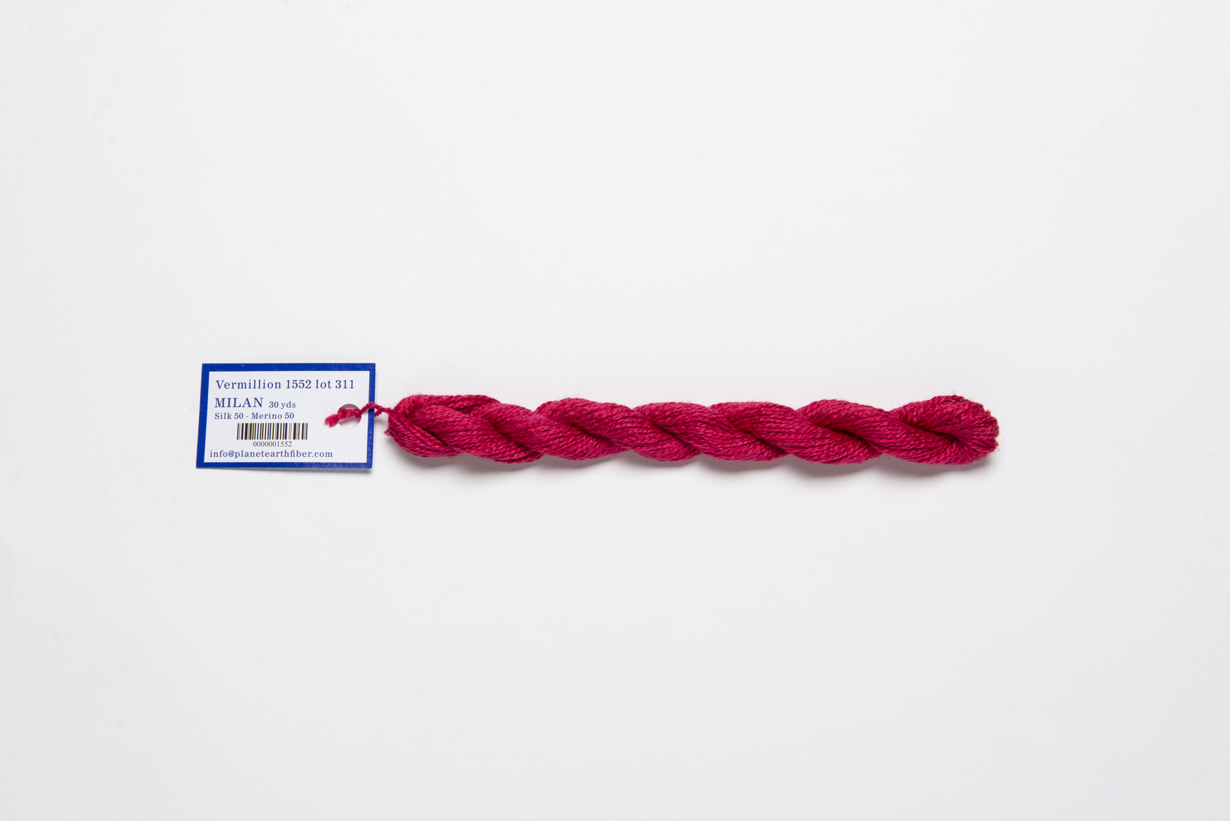 Milan - 1552 Vermillion — silk skein for needlepoint, 13 mesh