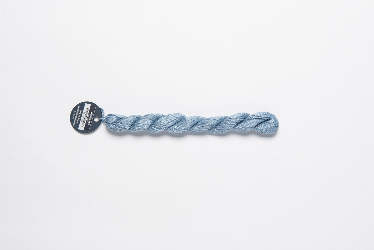 Planet Earth Silk - 109 Huron — silk skein for needlepoint, 13 mesh