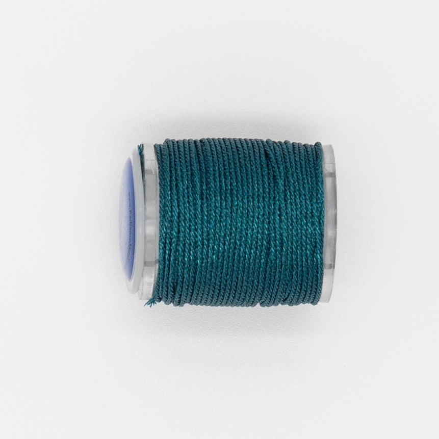 Radiance 13 Classic C546 Peacock — Radiance Metallics thread for needlepoint, 13 mesh