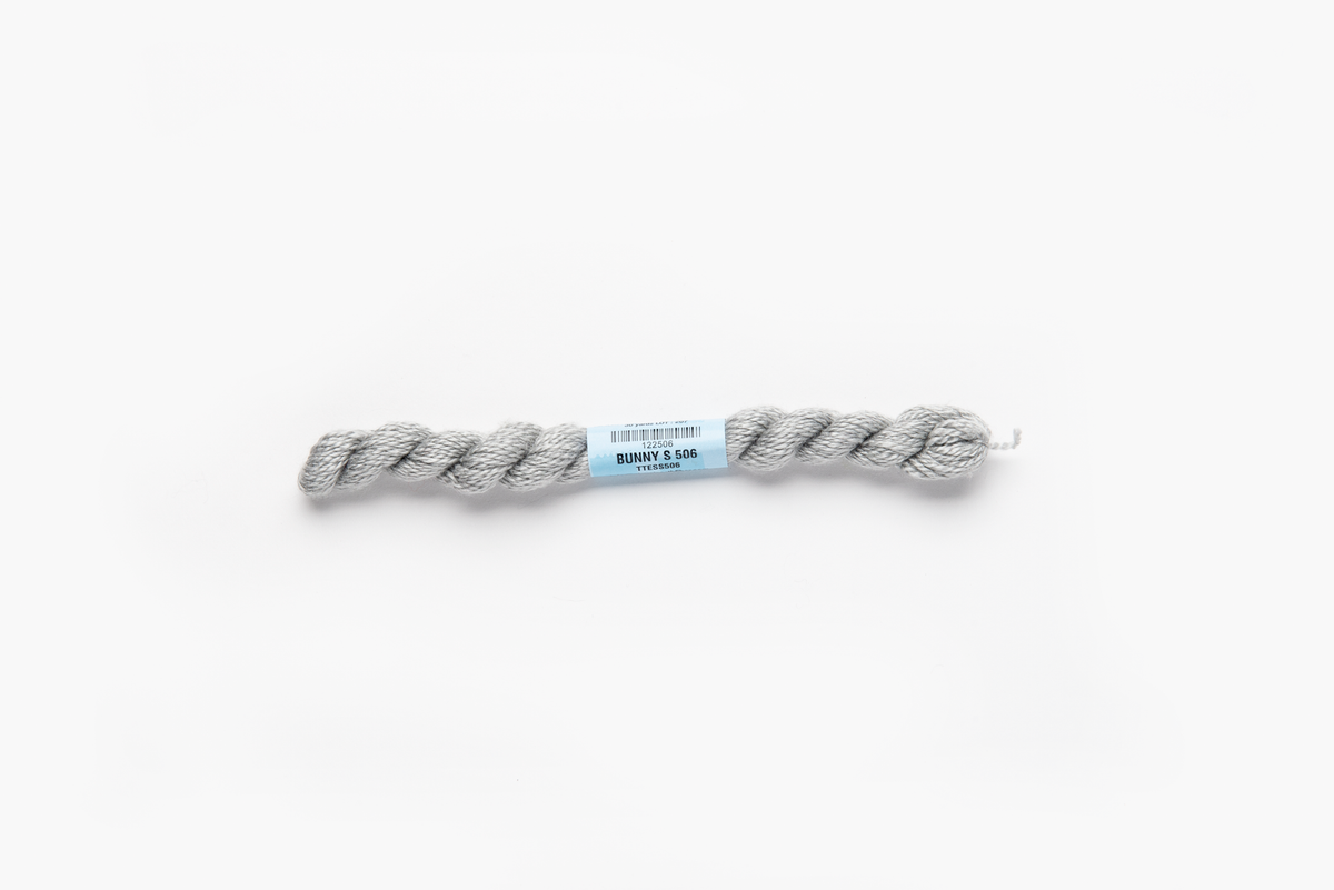 Essentials - 506 Bunny — silk skein for needlepoint, 18 mesh