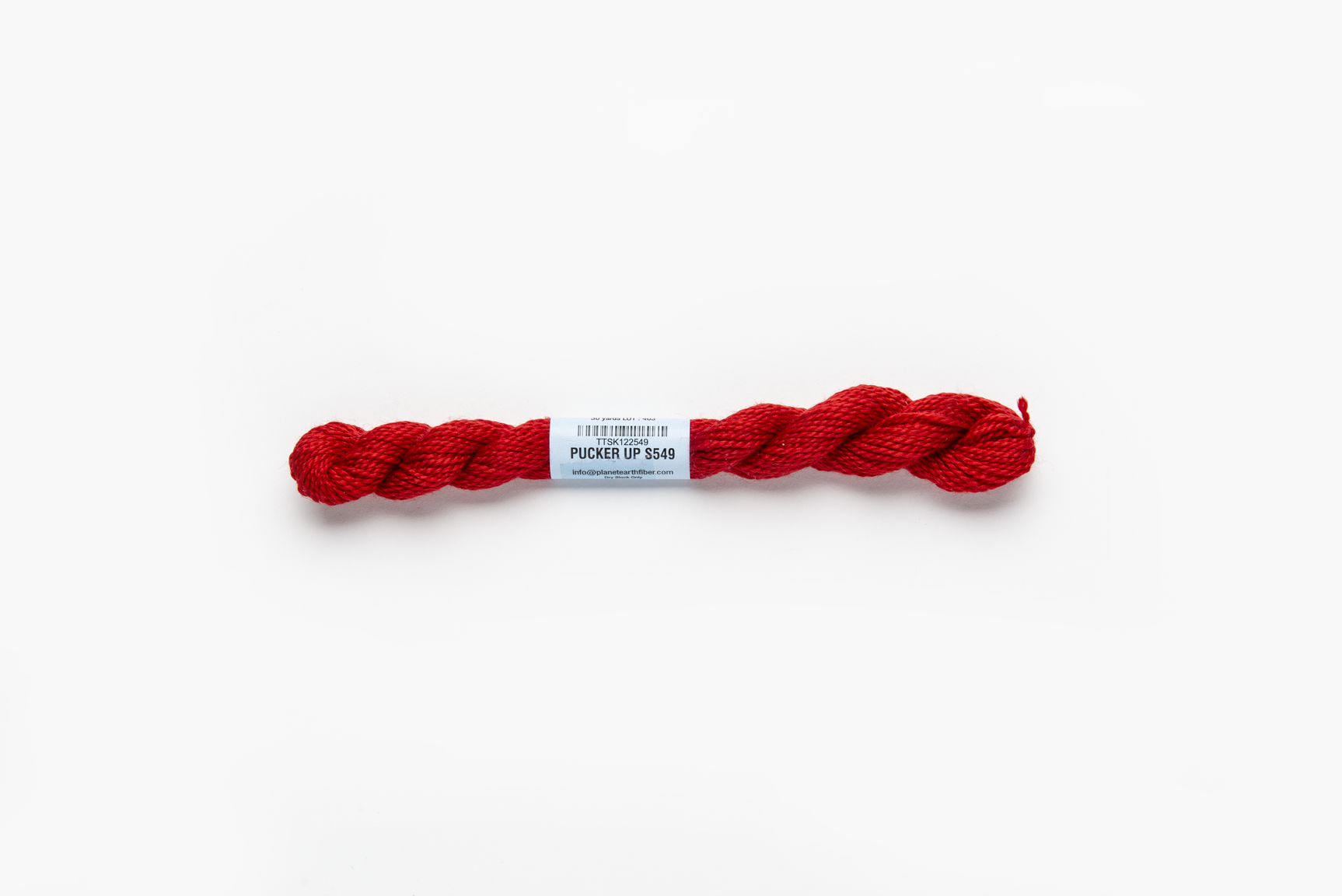 Essentials - 549 Pucker Up — silk skein for needlepoint, 18 mesh