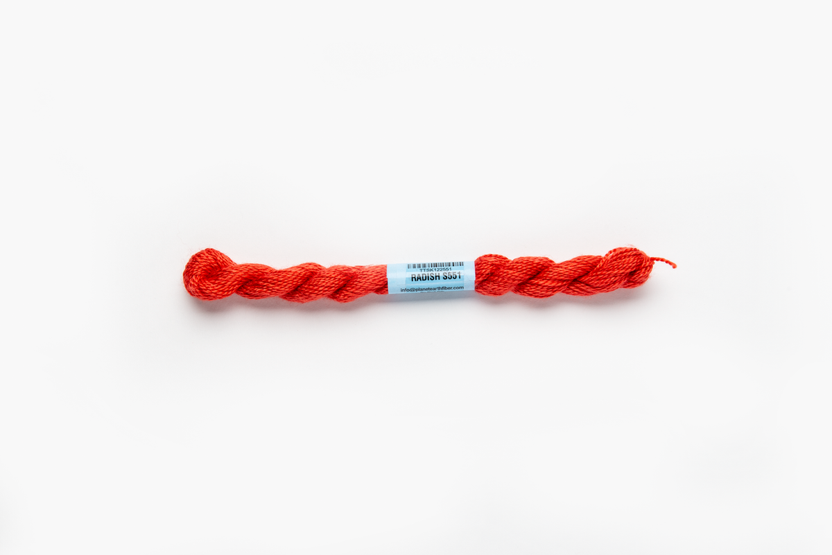 Essentials - 551 Radish — silk skein for needlepoint, 18 mesh
