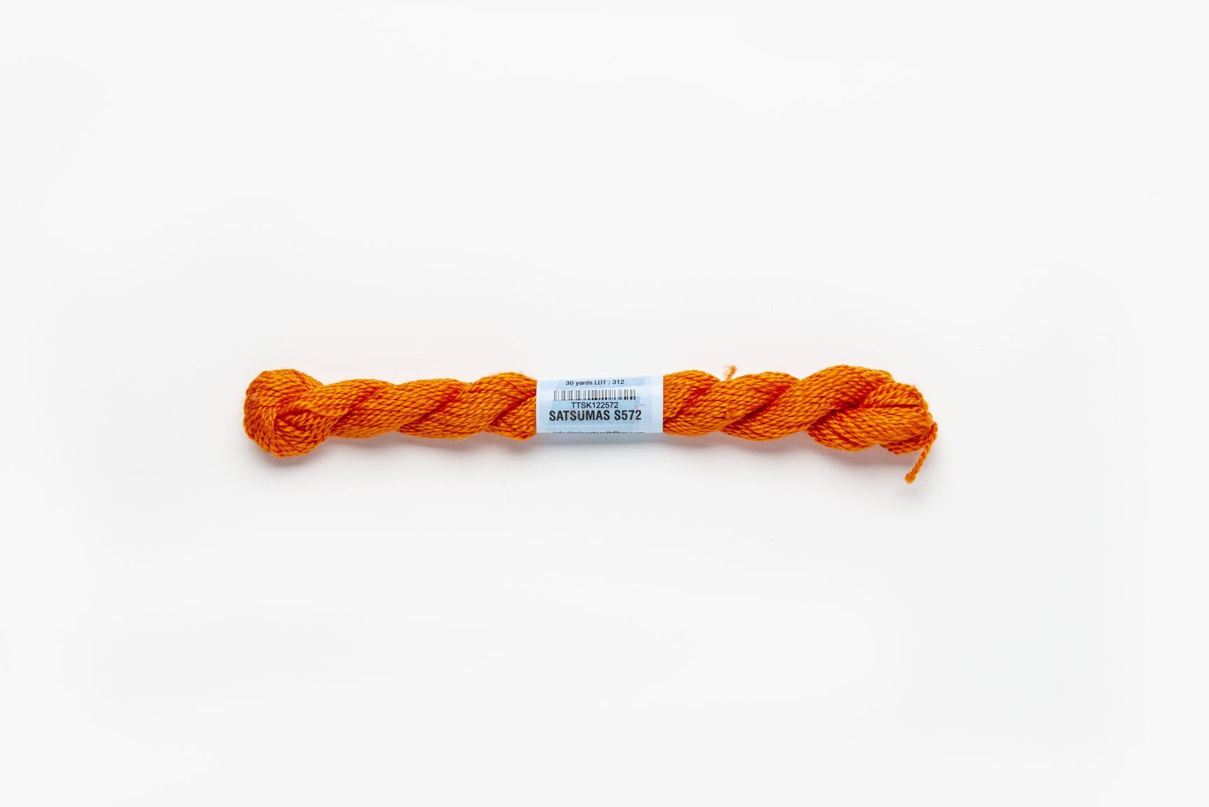 Essentials - 572 Satsumas — silk skein for needlepoint, 18 mesh