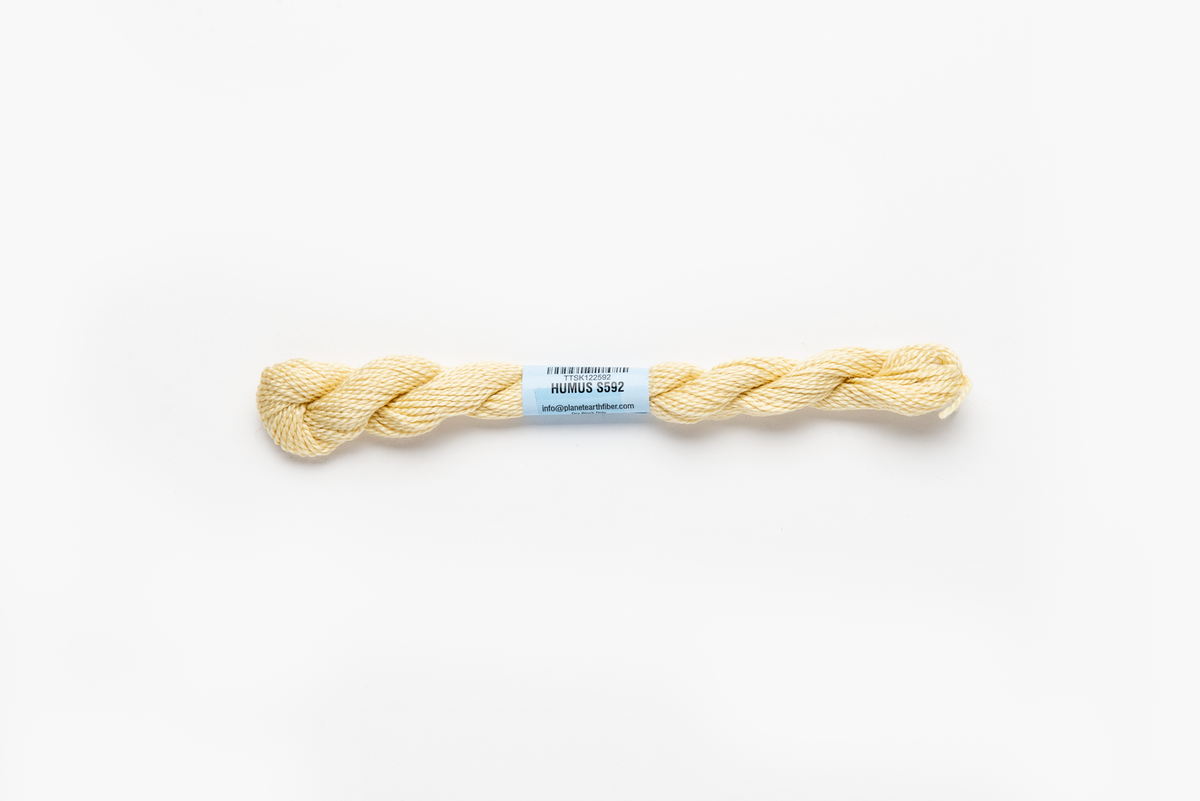 Essentials - 592 Hummus — silk skein for needlepoint, 18 mesh