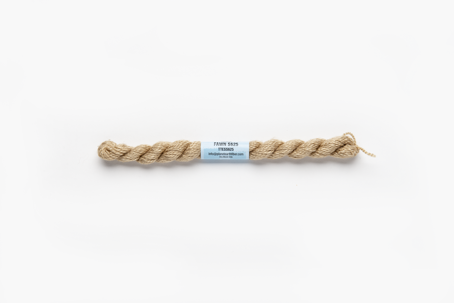 Essentials - 625 Fawn — silk skein for needlepoint, 18 mesh