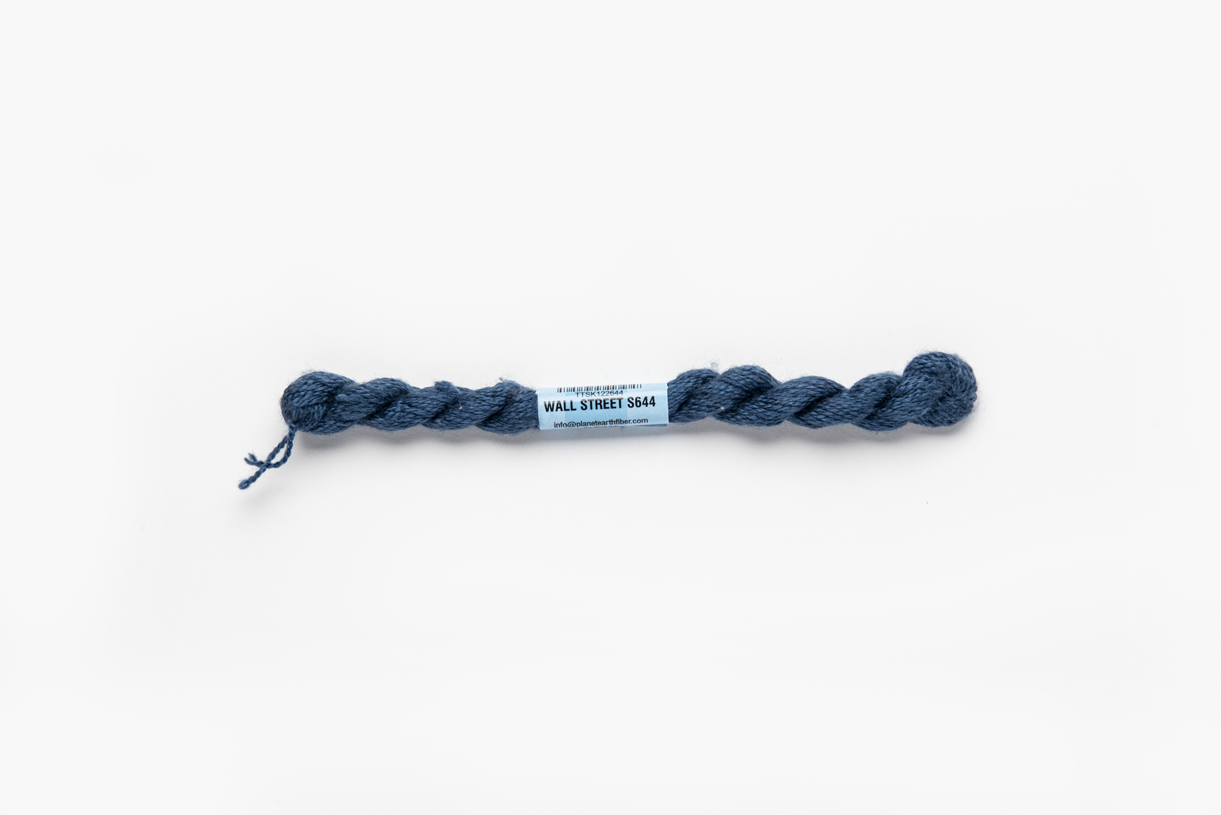 Essentials - 644 Wall Street — silk skein for needlepoint, 18 mesh
