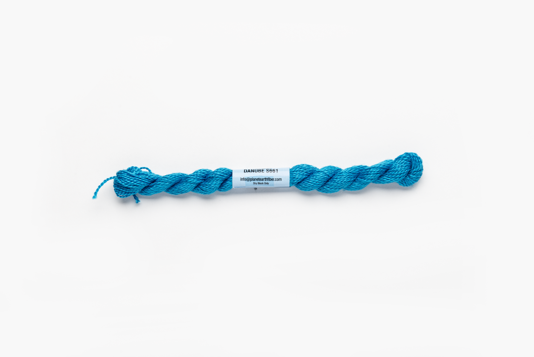 Essentials - 661 Danube — silk skein for needlepoint, 18 mesh