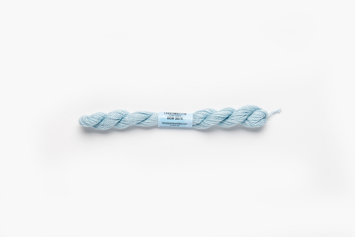Essentials - 674 Dew — silk skein for needlepoint, 18 mesh
