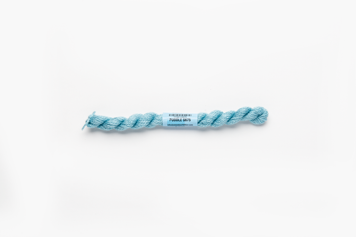 Essentials - 675 Puddle — silk skein for needlepoint, 18 mesh