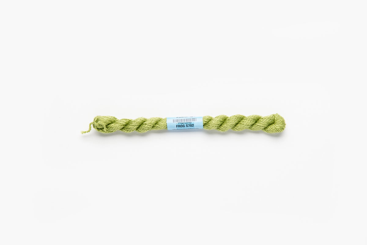 Essentials - 702 Frog — silk skein for needlepoint, 18 mesh