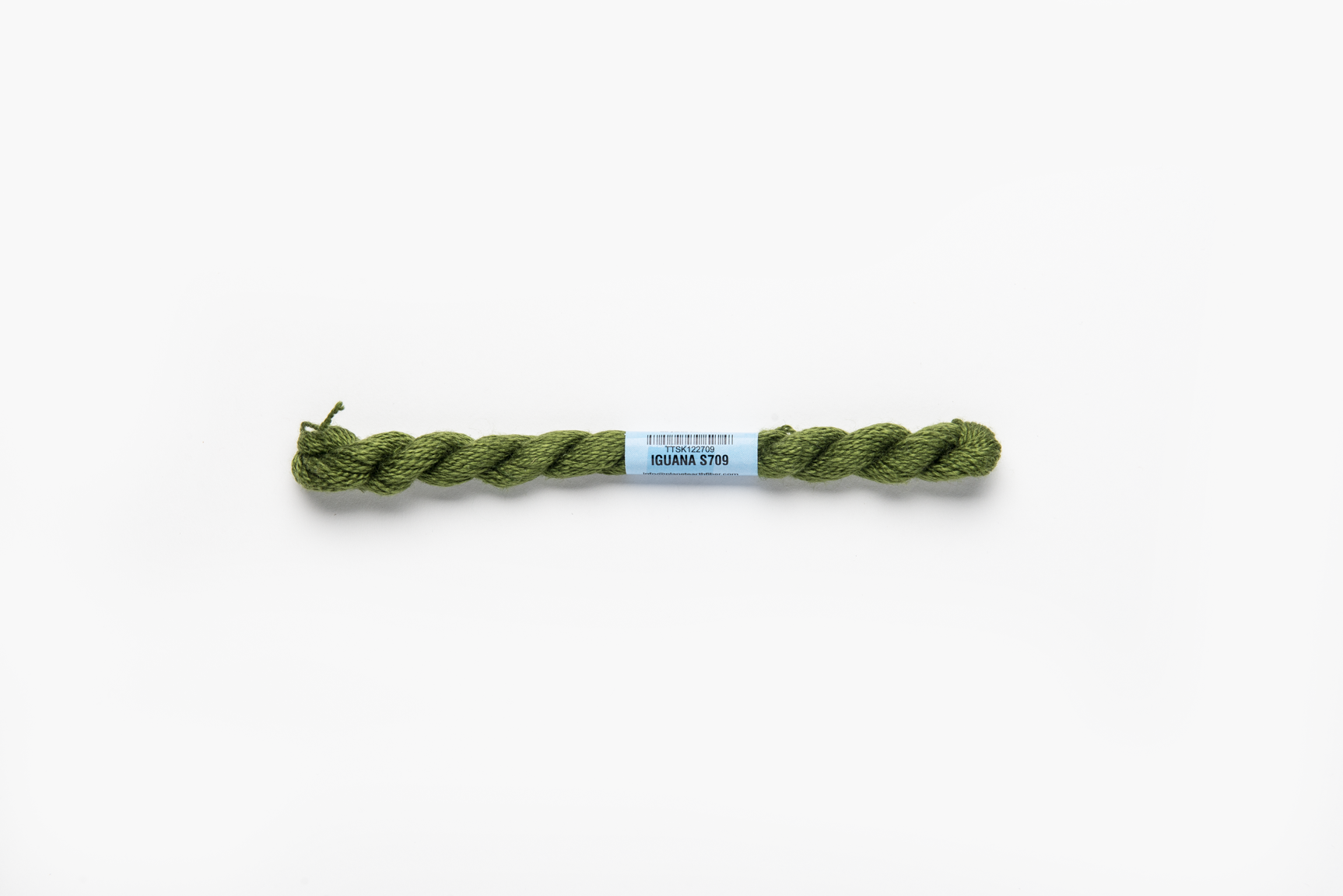Essentials - 709 Iguana — silk skein for needlepoint, 18 mesh