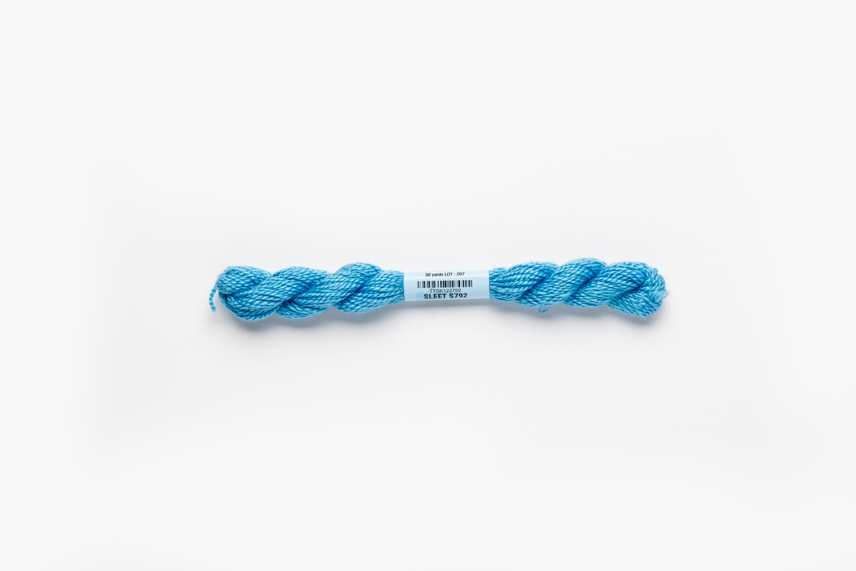 Essentials - 792 Sleet — silk skein for needlepoint, 18 mesh