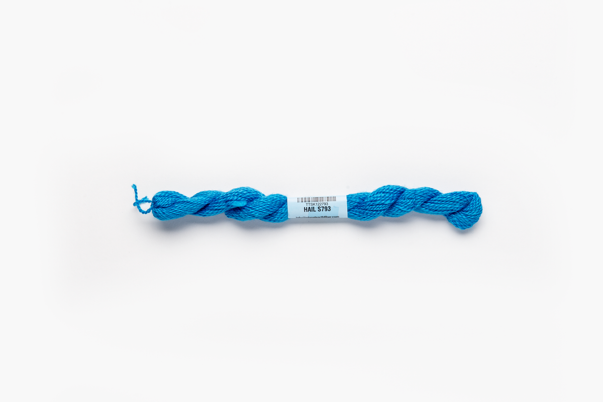 Essentials - 793 Hail — silk skein for needlepoint, 18 mesh