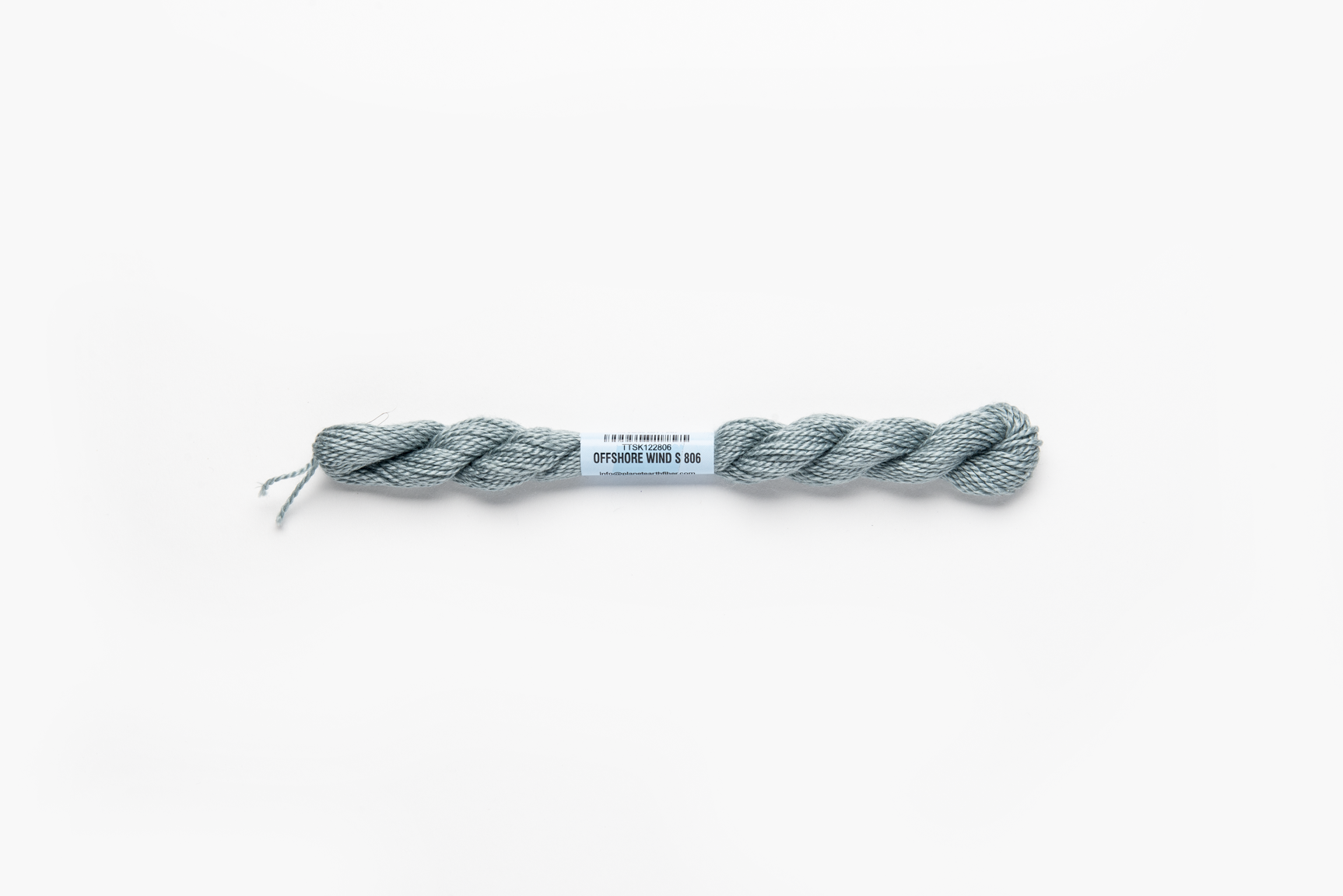 Essentials - 806 Offshore Wind — silk skein for needlepoint, 18 mesh