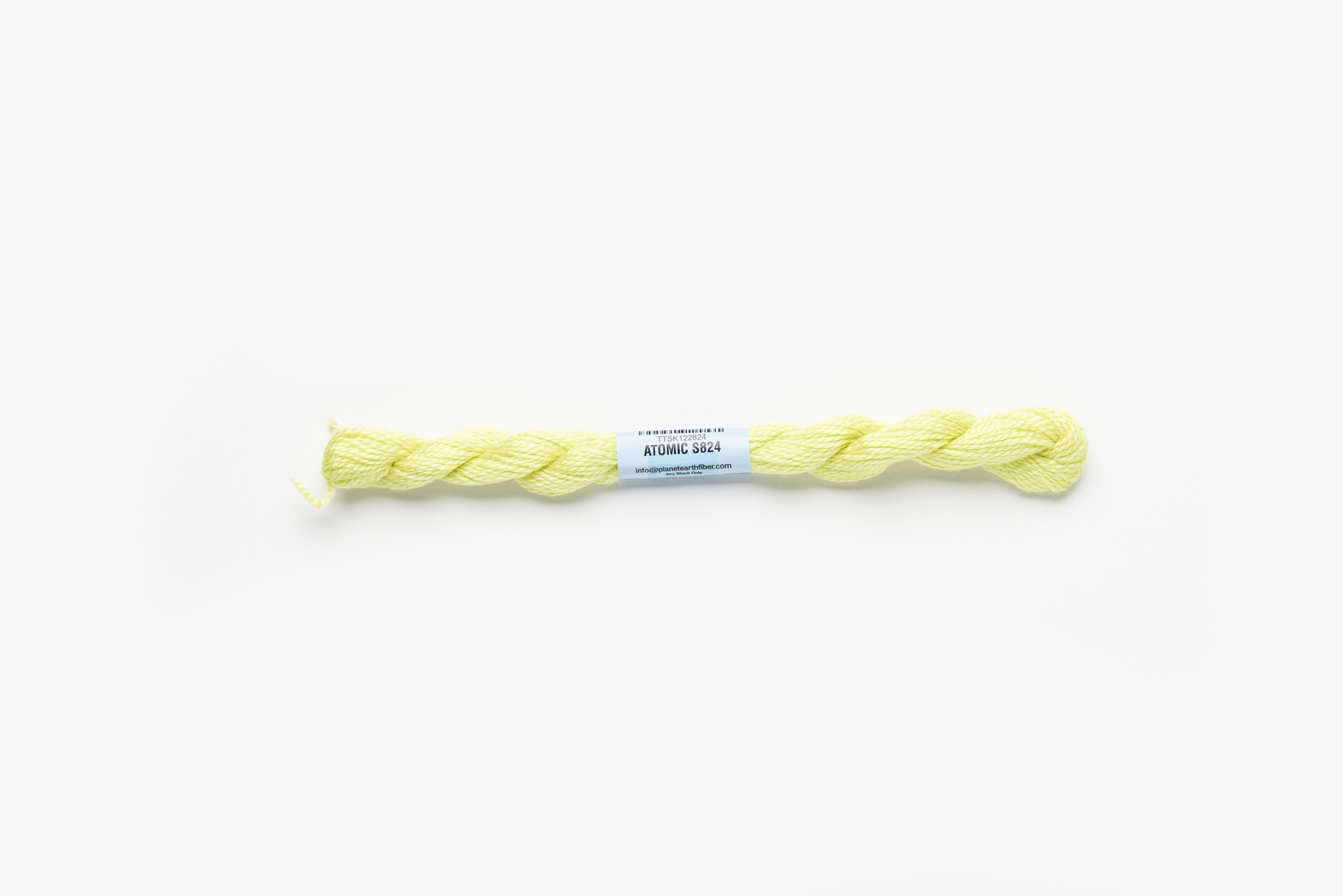 Essentials - 824 Atomic — silk skein for needlepoint, 18 mesh