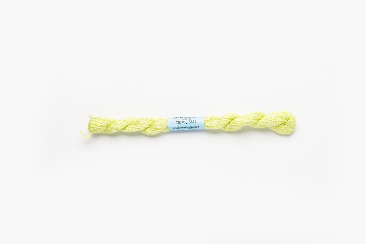 Essentials - 824 Atomic — silk skein for needlepoint, 18 mesh